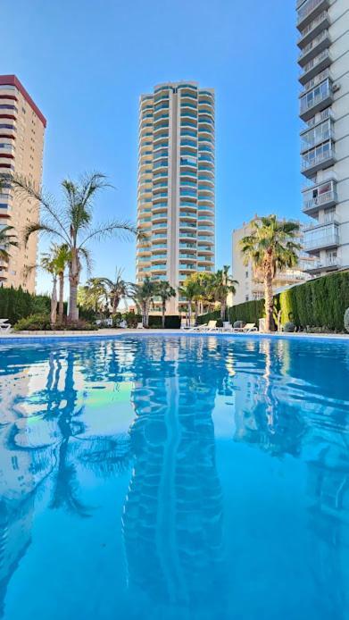 Esmeralda Suites Sunrise Con Piscina 칼페 외부 사진